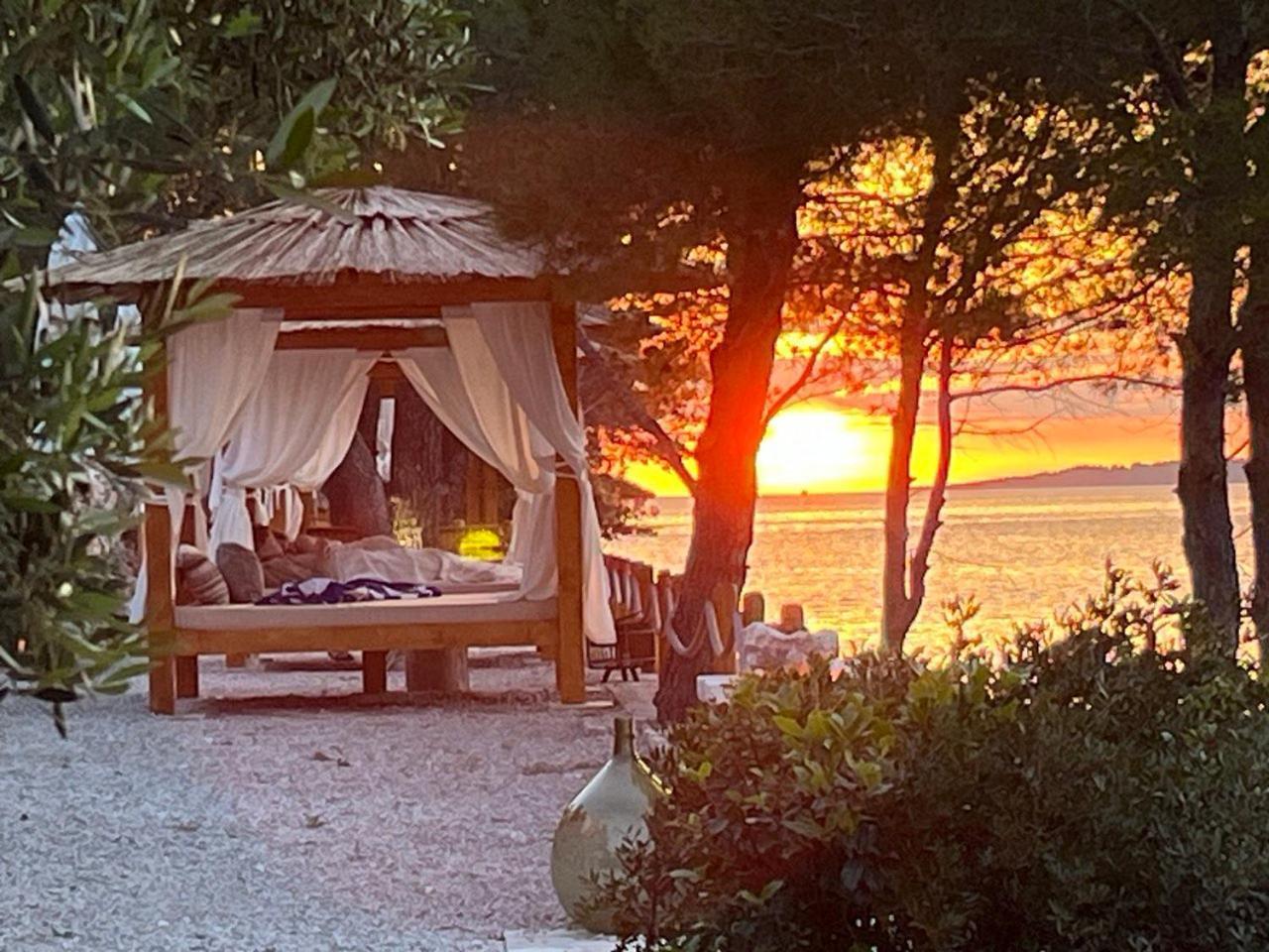 Holiday Home Sunny Side Vela Luka Buitenkant foto