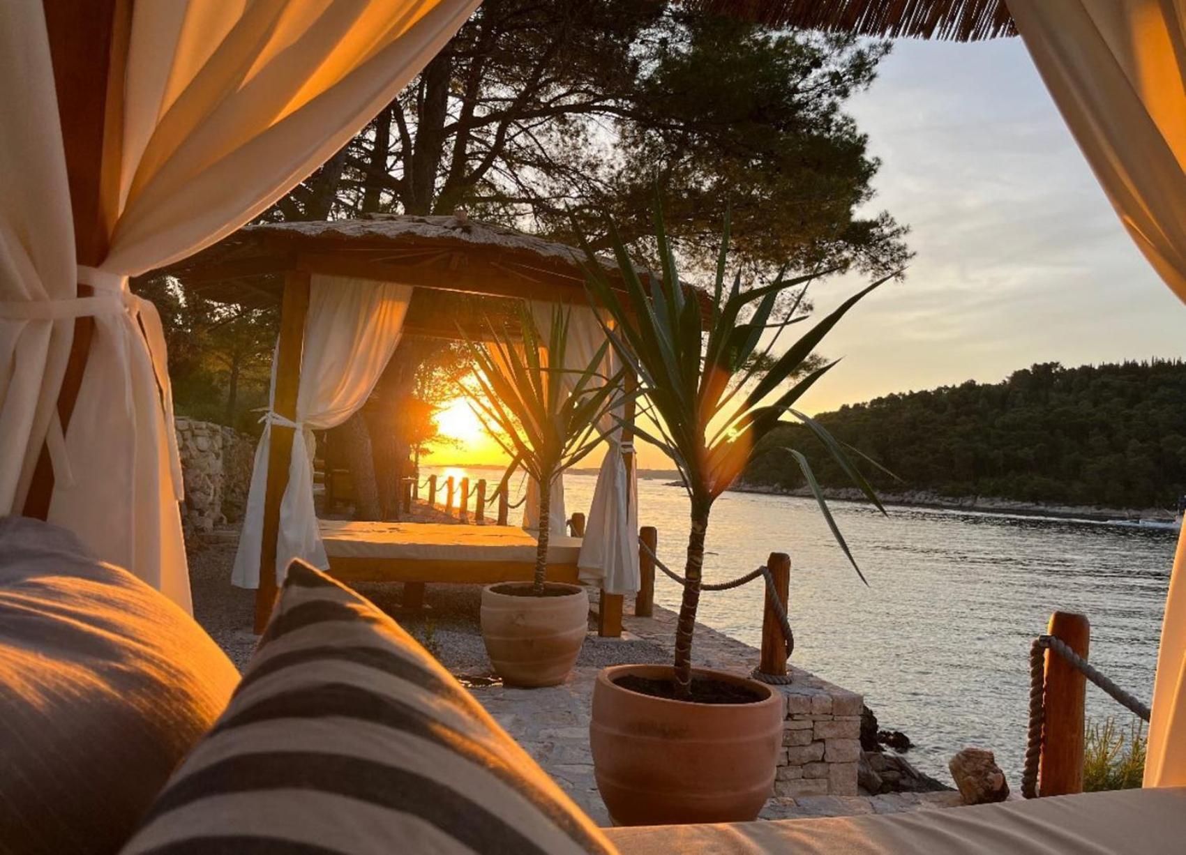 Holiday Home Sunny Side Vela Luka Buitenkant foto